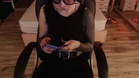 SAM MANSON online show from April 2026 07:07:02 PM