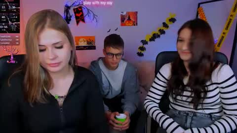 Sam online show from October 2025 08:15:02 PM