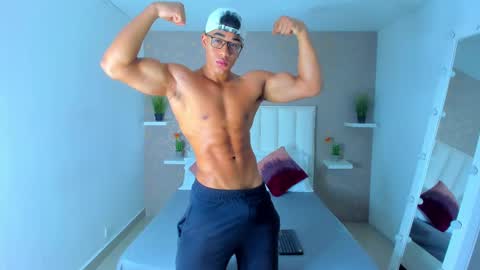 Snapshot of sam_rouge chatting on February 2025 05:48:02 PM sam_rouge online show from February 2025 05:48:02 PM