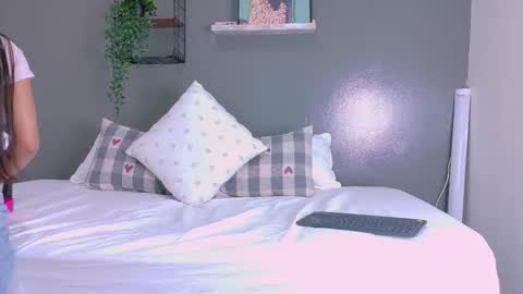   online show from September 2025 11:34:02 AM