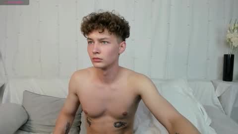 Snapshot of samanie_ chatting on September 2025 01:54:02 PM Sam online show from September 2025 01:54:02 PM
