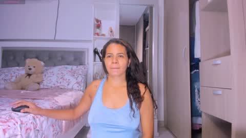 Snapshot of samanta_65 chatting on December 2024 03:47:02 AM carolina online show from December 2024 03:47:02 AM