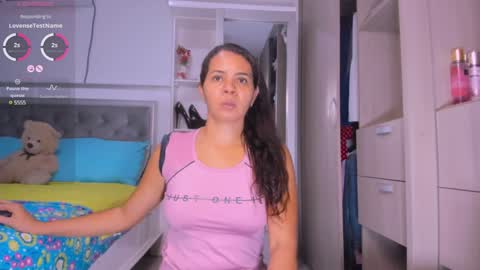Snapshot of samanta_65 chatting on January 2025 01:21:02 AM carolina online show from January 2025 01:21:02 AM