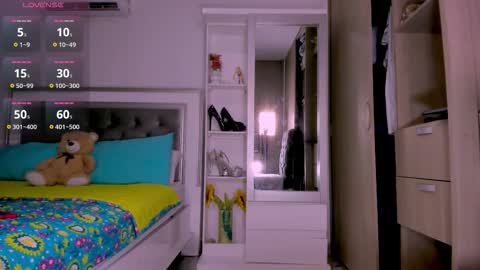 carolina online show from October 2025 01:30:02 AM