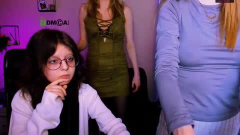 samanta_hotty online show from November 2025 08:18:02 PM