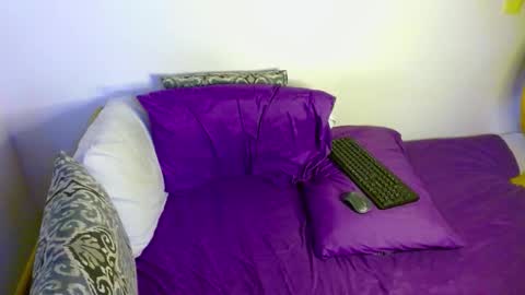 Samanta online show from November 2025 05:14:02 PM