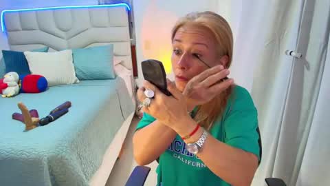 Snapshot of samanta_stone69 chatting on July 2026 07:05:01 PM Samanta Stone online show from July 2026 07:05:01 PM