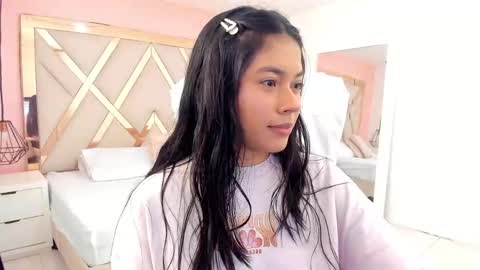 sam  online show from October 2025 02:34:01 AM