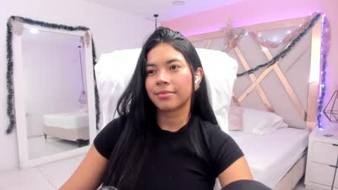 sam  online show from December 2025 03:23:01 AM