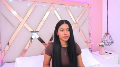 Snapshot of samantaa_shy chatting on June 2026 04:19:02 AM sam online show from June 2026 04:19:02 AM
