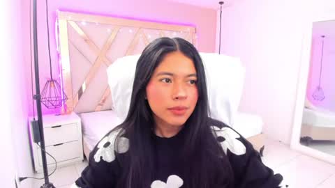Snapshot of samantaa_shy chatting on July 2026 02:05:17 AM sam online show from July 2026 02:05:17 AM
