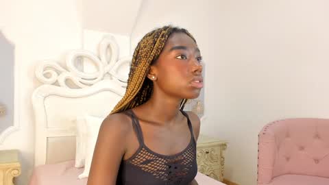 Snapshot of samantamarquez chatting on February 2025 07:27:01 PM Samanta online show from February 2025 07:27:01 PM