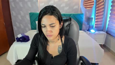 natalia online show from September 2025 12:51:01 PM