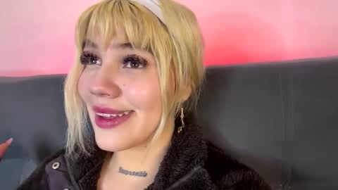 samantha_browwnn online show from November 2025 02:07:02 PM