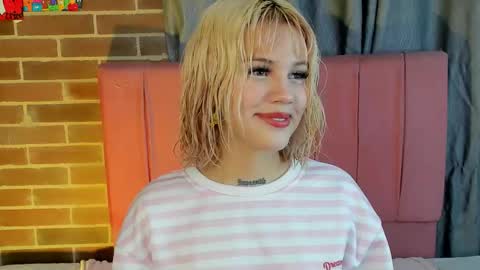 samantha_browwnn online show from February 2026 06:29:02 AM