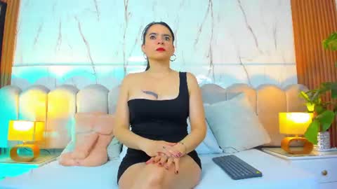 Snapshot of samantha_fiire chatting on June 2026 12:08:01 PM samantha_fiire online show from June 2026 12:08:01 PM