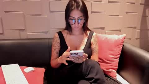 Samantha online show from December 2024 10:06:01 PM