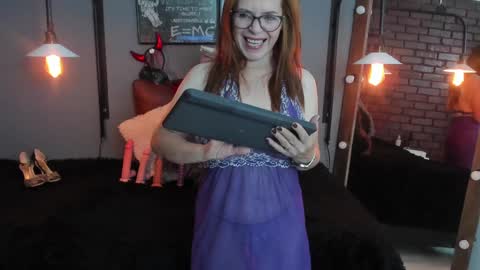 Sam online show from January 2025 10:43:01 AM
