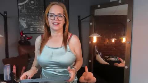 Sam online show from February 2025 04:50:01 PM