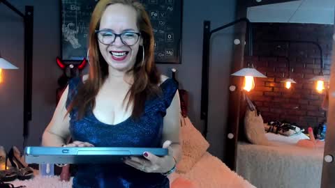 Sam online show from February 2025 11:02:01 AM