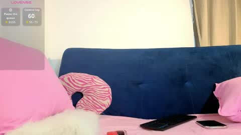 Samantha Ros online show from April 2026 12:43:01 PM