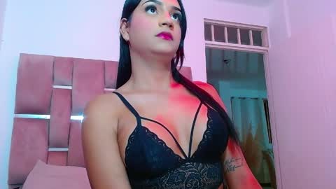 Salome Vargas online show from April 2026 03:26:01 AM