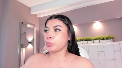  Samanthaa online show from January 2025 09:59:01 AM