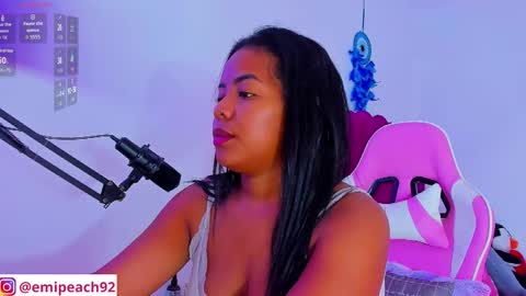 Snapshot of samanthabloom570089 chatting on November 2025 01:07:02 AM Samantha Bloom online show from November 2025 01:07:02 AM