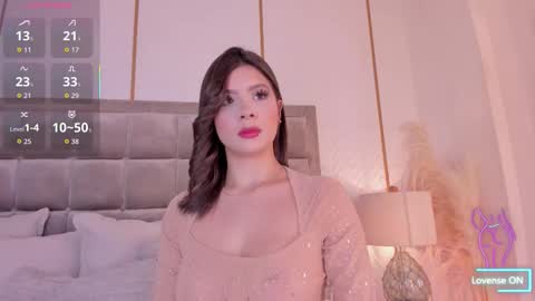 Snapshot of samanthaclay chatting on September 2025 07:47:02 PM online show from September 2025 07:47:02 PM