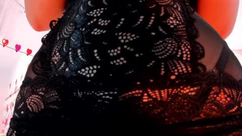 Snapshot of samanthaevans4 chatting on February 2025 11:53:01 PM Sweet Samantha online show from February 2025 11:53:01 PM