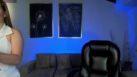 Snapshot of samanthaklein_ chatting on December 2024 03:36:02 AM Samantha Klein online show from December 2024 03:36:02 AM