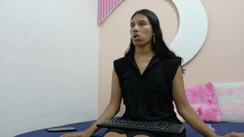 samanthalaurent online show from June 2026 07:04:02 PM