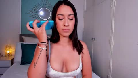 Samantha online show from January 2025 11:56:01 PM