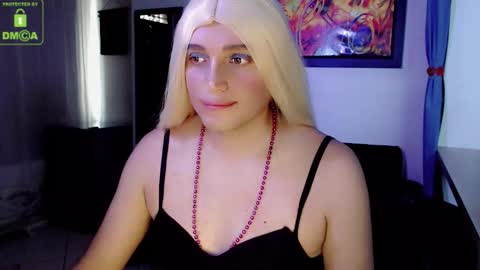 Samara online show from November 2025 12:48:02 PM