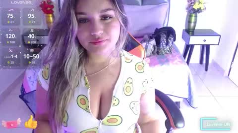 Snapshot of samara_wish chatting on September 2025 01:12:01 PM samara_wish online show from September 2025 01:12:01 PM