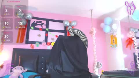 Sammy online show from October 2025 08:05:02 PM