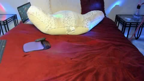 Snapshot of samatha1998 chatting on December 2024 05:29:02 AM Yaya online show from December 2024 05:29:02 AM