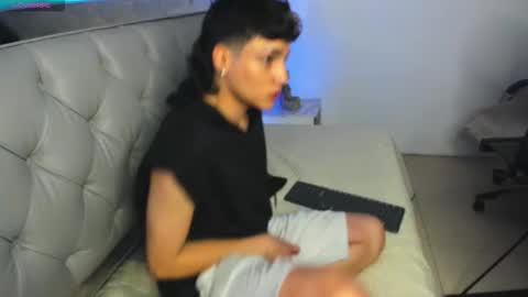 Sam online show from September 2025 02:13:02 AM