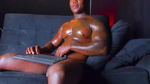 Snapshot of samclarck chatting on December 2024 11:40:02 PM SAM online show from December 2024 11:40:02 PM