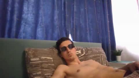 multitooman online show from October 2025 10:49:02 AM