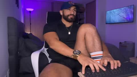 Sam Dornan online show from January 2025 11:48:01 PM