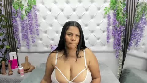 Snapshot of samevanshot chatting on May 2026 09:23:02 PM samevanshot online show from May 2026 09:23:02 PM