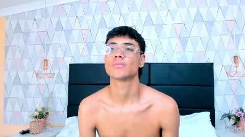 Samfrrost online show from April 2026 03:30:02 PM