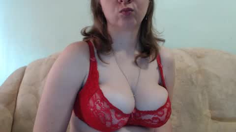 Snapshot of samiliya chatting on January 2025 10:48:01 AM samiliya online show from January 2025 10:48:01 AM