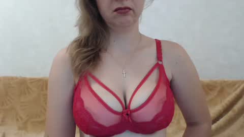 Snapshot of samiliya chatting on September 2025 08:03:01 AM samiliya online show from September 2025 08:03:01 AM