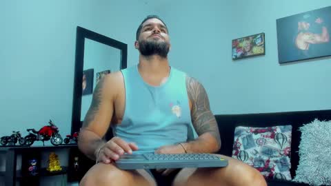 Snapshot of samir_hazard chatting on February 2025 07:27:01 PM samir_hazard online show from February 2025 07:27:01 PM