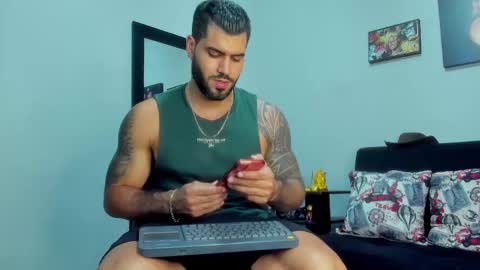 samir_hazard online show from October 2025 08:15:01 PM