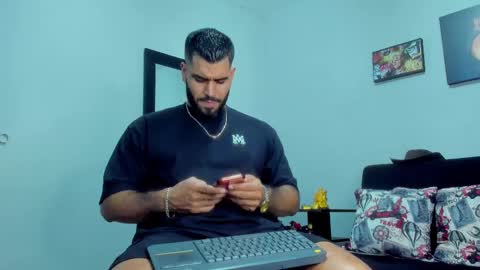 samir_hazard online show from October 2025 07:33:01 PM