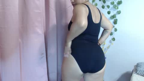 SAMIRA online show from November 2025 09:20:01 PM