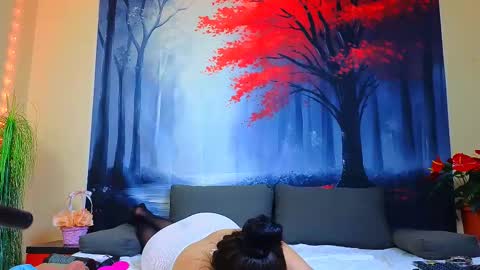     online show from February 2025 04:33:02 AM